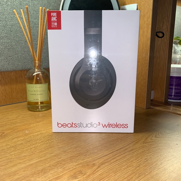 Beats studio 3 wireless headphones - Picture 2 of 3